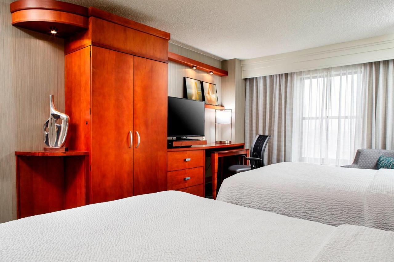 Courtyard Hotel Hamilton